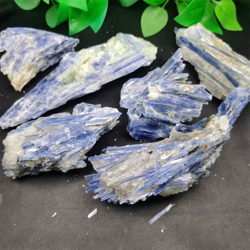 Wholesale 100% Natural Blue Kyanite Mineral Specimen Stones Kyanite Rough Raw Healing Mineral Stones Feng Shui Decoration