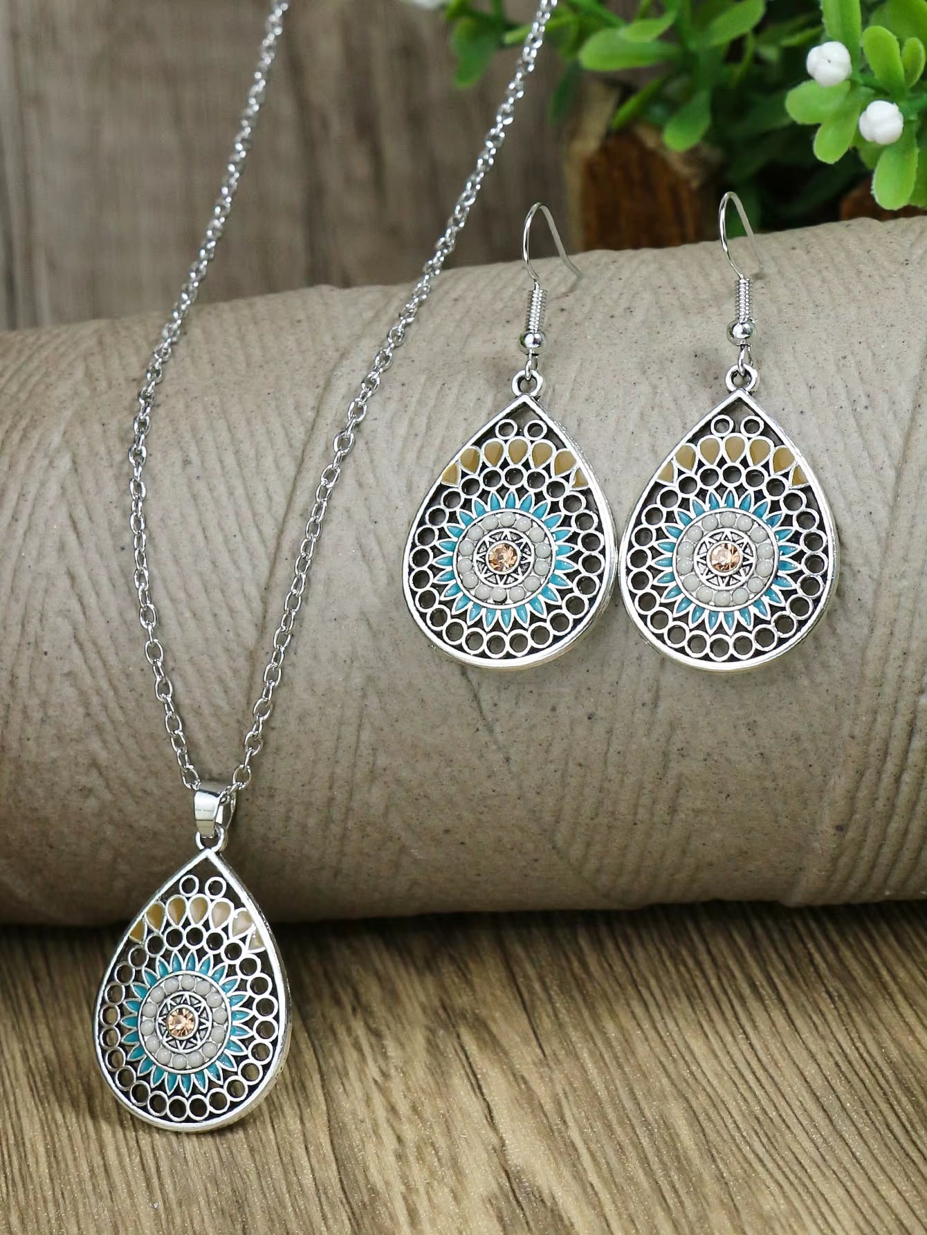 Ethnic Feng Shui Droplet Hollow Colored Glazed Earrings for Women Bohemian Vacation Short Necklace Jewelry Set