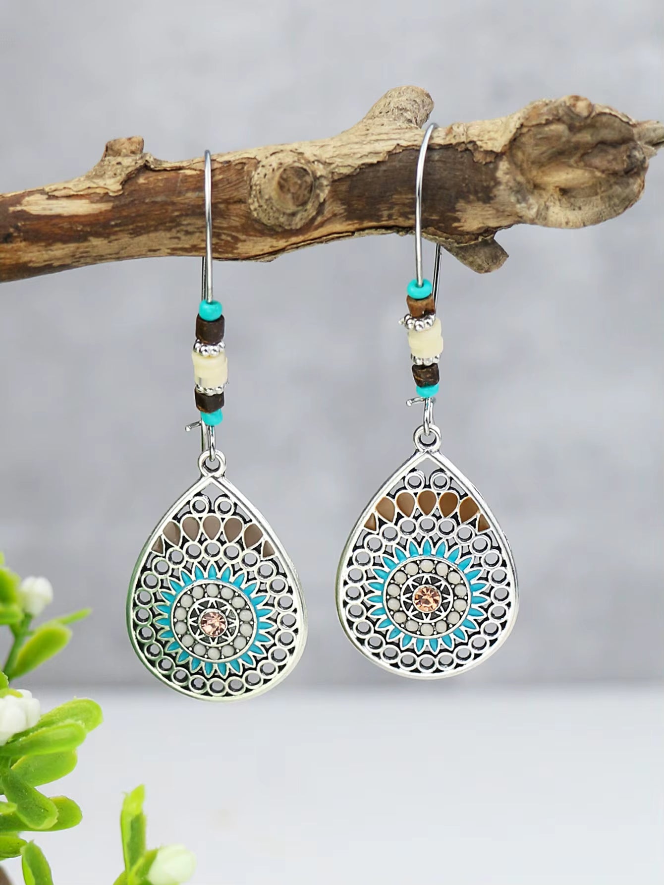 Ethnic Feng Shui Droplet Hollow Colored Glazed Earrings for Women Bohemian Vacation Short Necklace Jewelry Set