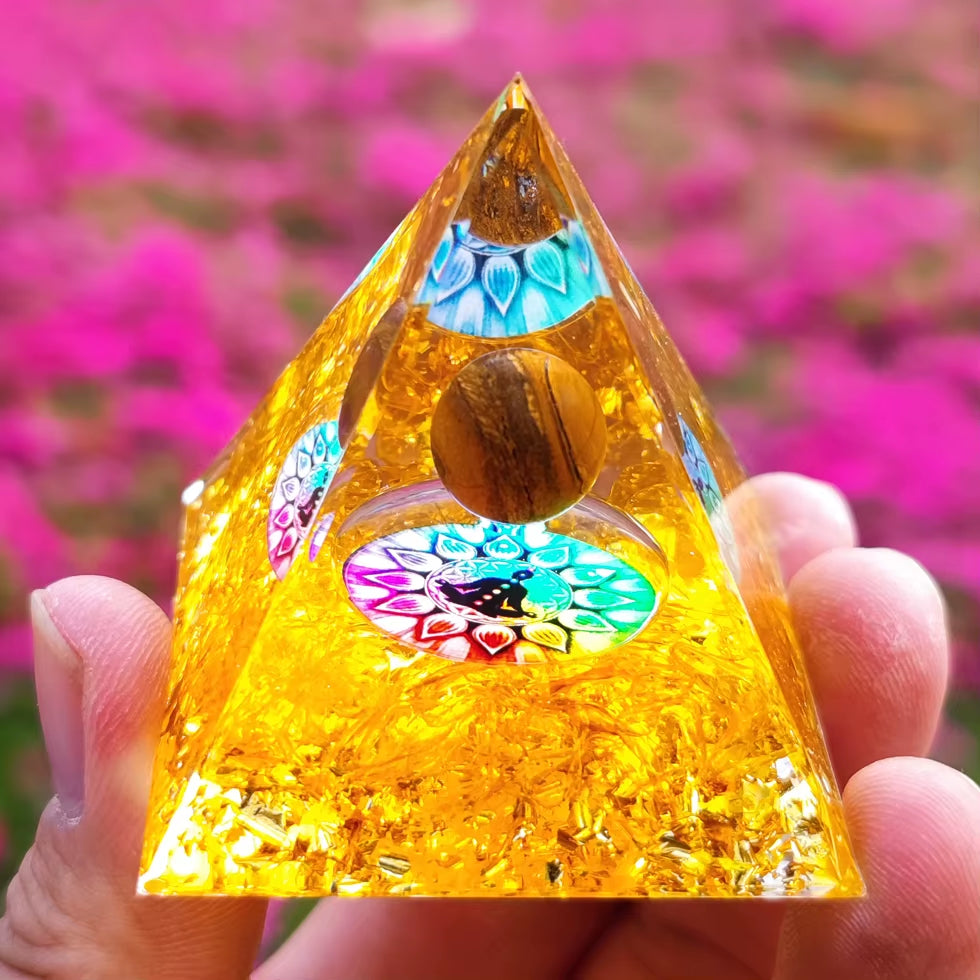 Energy Generator Orgone Pyramid Amethyst Peridot Healing Crystal Stone Home Decor Pyramid Ornament Meditation Tool Christmas Gif