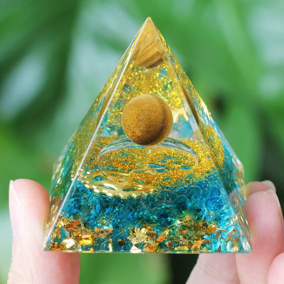 Energy Generator Orgone Pyramid Amethyst Peridot Healing Crystal Stone Home Decor Pyramid Ornament Meditation Tool Christmas Gif