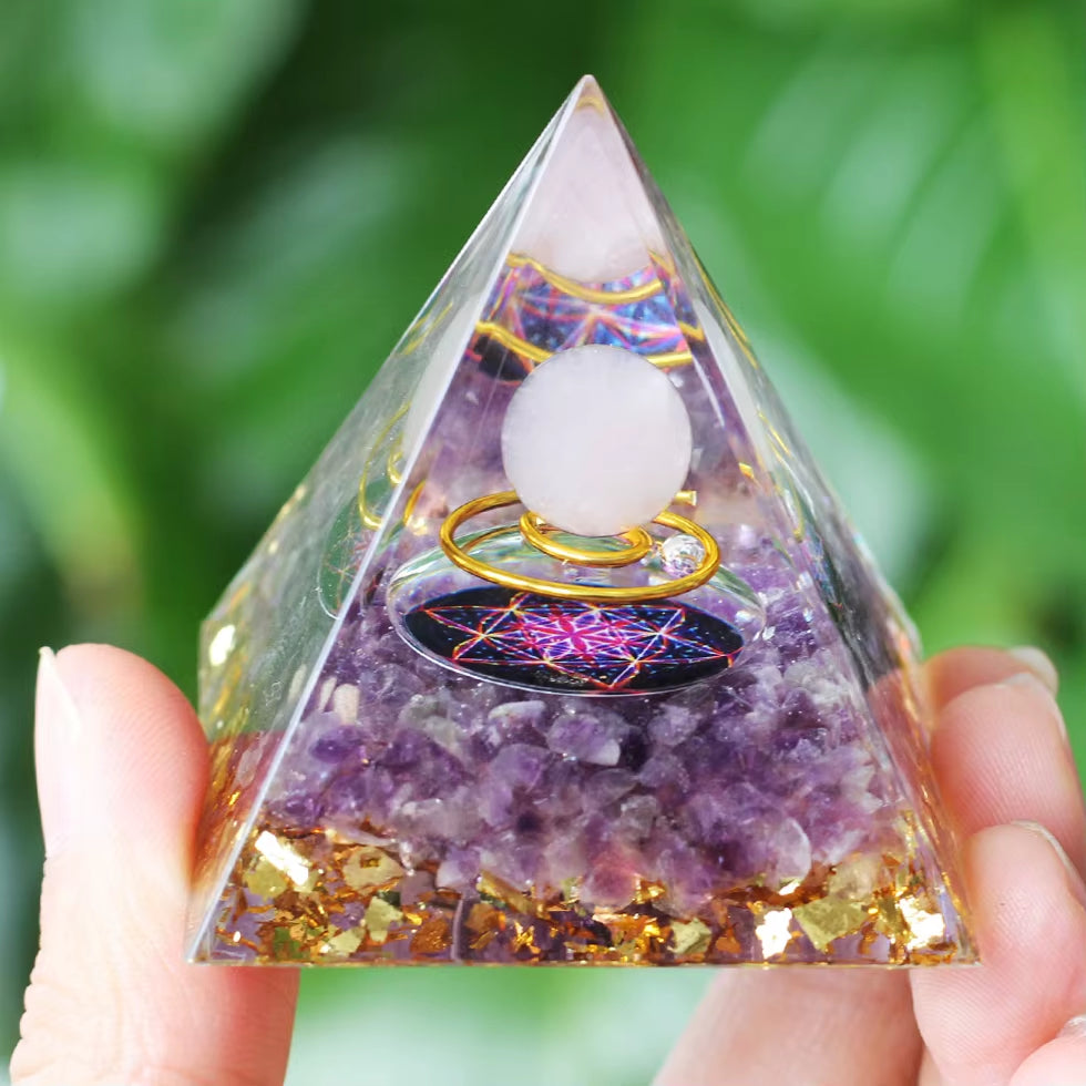 Energy Generator Orgone Pyramid Amethyst Peridot Healing Crystal Stone Home Decor Pyramid Ornament Meditation Tool Christmas Gif